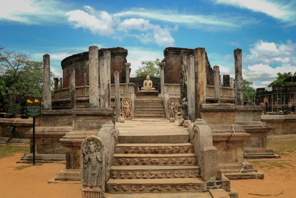Sunrise at Sigiriya → Polonnaruwa